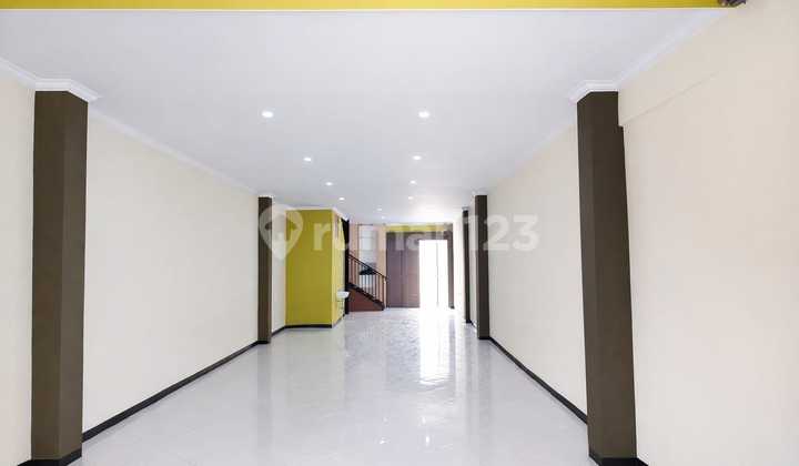 For Sale 3-Story Shop House Ready to Occupy Main Road Continuation of Jakarta (Antapani) Bandung 2