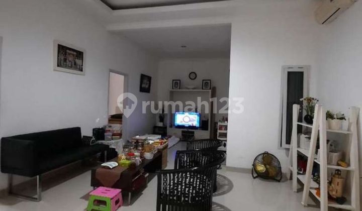 For Sale House in Santosa Asih Complex Bandung 2 Floors 2