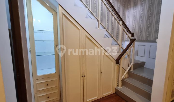 2 1/4 Story House in Buah Batu Square 2