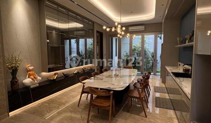 Rumah Mewah 3 Lantai Full Furnished Cluster Chopin Golf Island 2