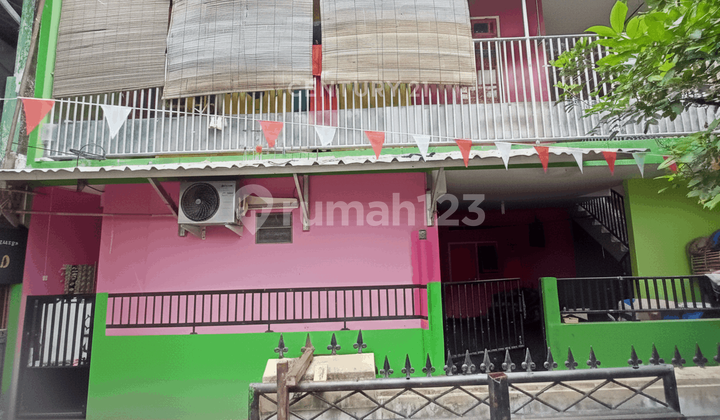 Dijual Rumah Kontrakan 11 Kamar di Petukangan Utara
