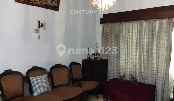 Well-Maintained House in Kramat Pela, Strategic Location in Kebayoran Baru 2