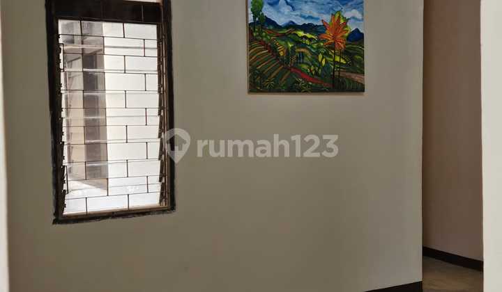 For Sale Comfortable House Ready to Occupancy Sukamenak Comfortable and Secure Residence Strategic Location and Easy Access 2