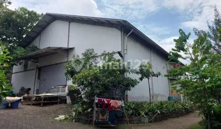 For Sale Warehouse Strategically Located on Mainroad Nanjung Bandung Ready to Use Easy Access
