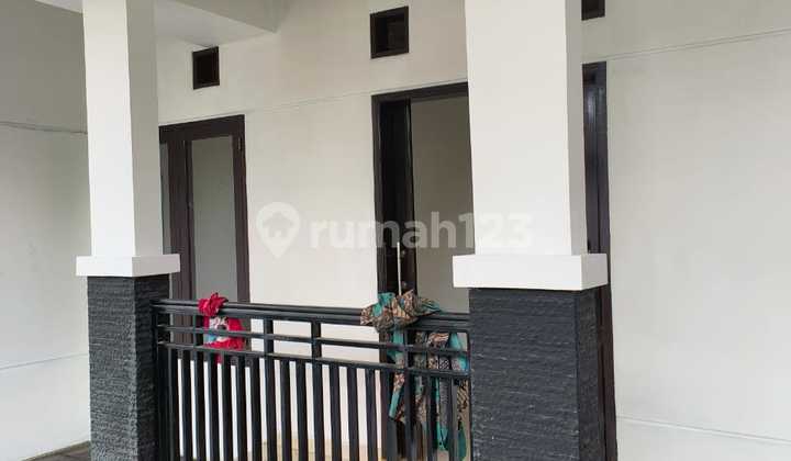 Dijual Rumah 3 Lantai di Margahayu Soekarno-Hatta Dijual Rumah 3 Lantai di Margahayu Soekarno-Hatta