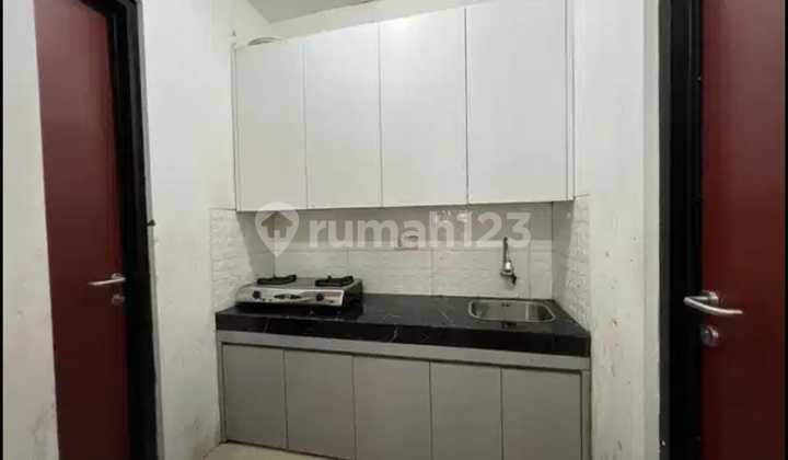 For Sale Comfortable Residence in Margahayu Permai Area, Already Renovated, Serene and Comfortable Dwelling, Strategic Location 2