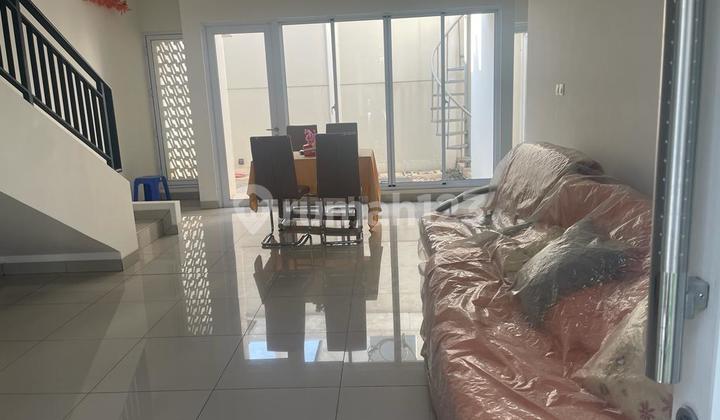 Dijual Rumah 2 Lantai di Summarecon Cluster Amanda Full Furnished Hunian Asri dan Nyaman Siap Huni 1