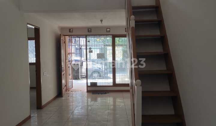 Dijual Cepat Rumah Taman Semanan Indah Jakarta Barat