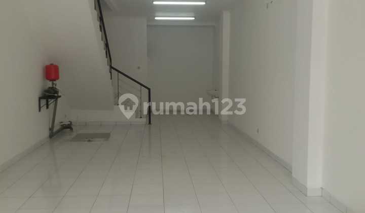 Inter City 3.5-Storey Shop House for Rent 2
