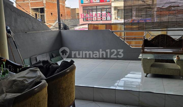 For sale: shop house in West Surabaya 2