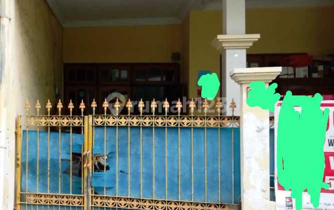 For sale house in the city center near Dr. Sutomo Hospital, University of Airlangga