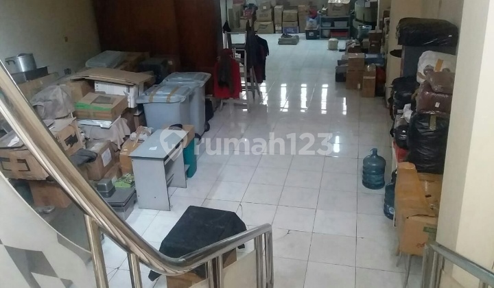 Dijual Ruko Gandeng Pasar Baru Jakarta Pusat