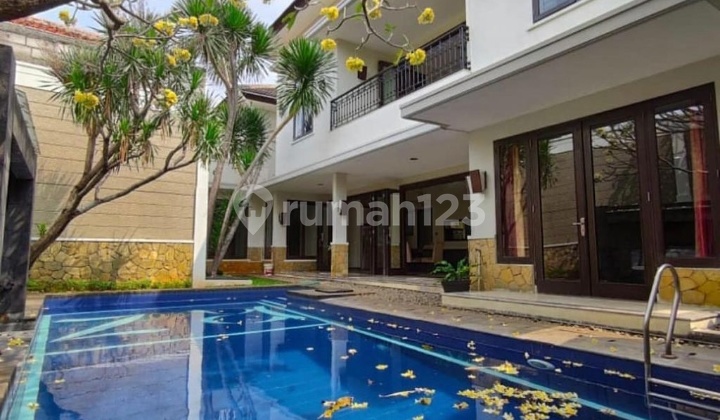 Dijual Rumah Kemang Timur Jakarta Selatan 1