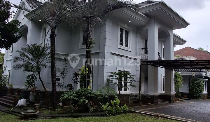 Luxury House for Sale in Jakarta at Pakubuwono 2