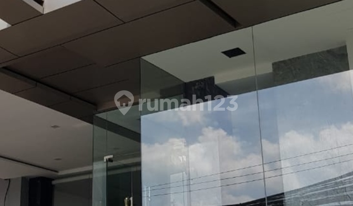 Dijual Gedung Kantor Mampang Prapatan Jakarta Selatan