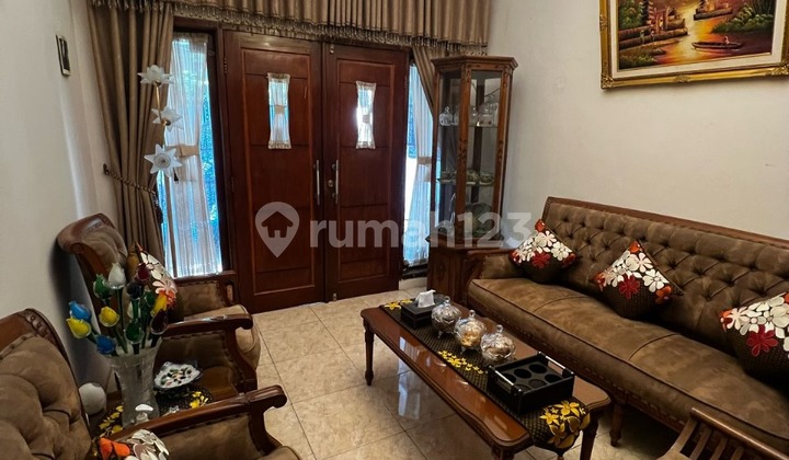 Dijual Rumah 2 Lantai Tebet