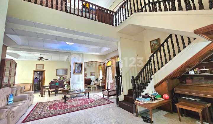 Dijual Rumah Asri Pulo Gadung Furnished