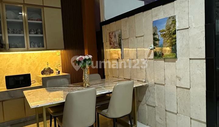 For Sale 2-Story House Tebet 2