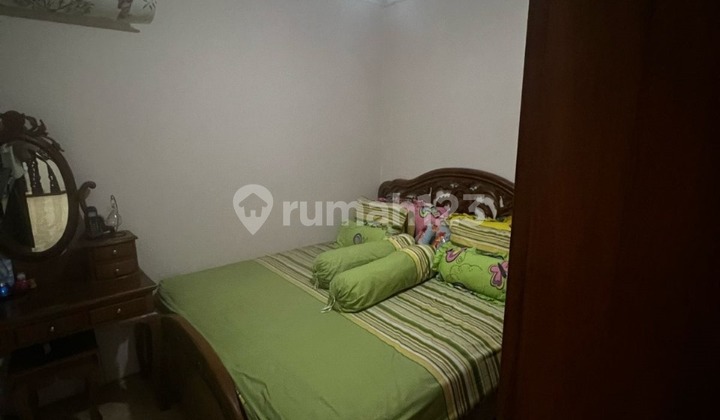 For Sale 2-Story House Tebet 2