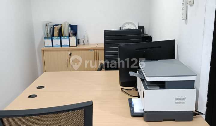 4-Story Shop House Suitable for Office, P. Jayakarta 5 x 16 M