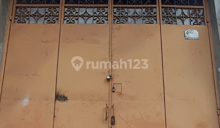 Dijual Gudang Strategis di Area Jembatan Lima 4x68 m