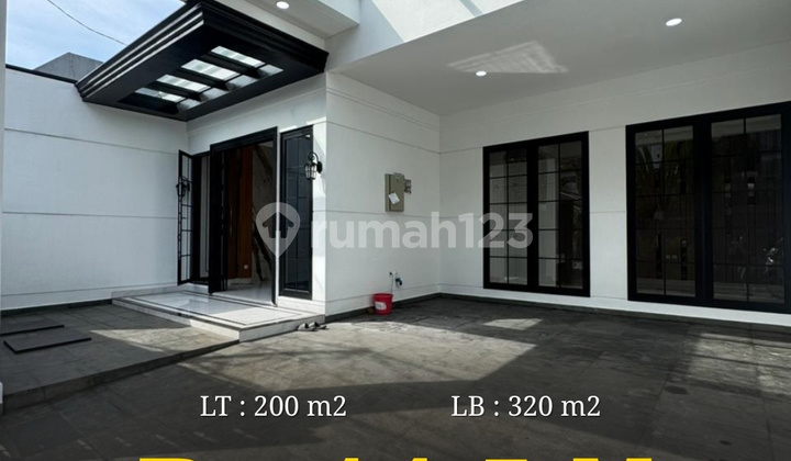 Rumah Cantik di Pondok Indah