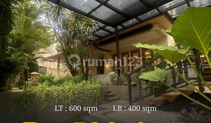 Calm & Relaxing House @ Kemang House Calm & Relaxing House @ Kemang House