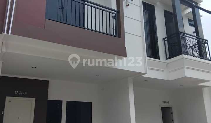 Di Jual Rumah Mewah di Daerah Kayu Utan Jakarta Timur