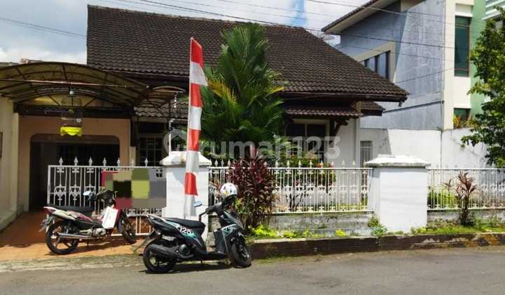 Dijual Cepat Rumah Di Jalan Utama Perumahan Akses Mudah Tengah Kota 2