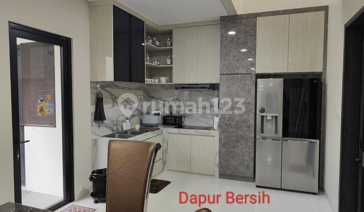 Di Jual Rumah Hook di Cluster Emily Summarecon Bandung Full Furnished 2