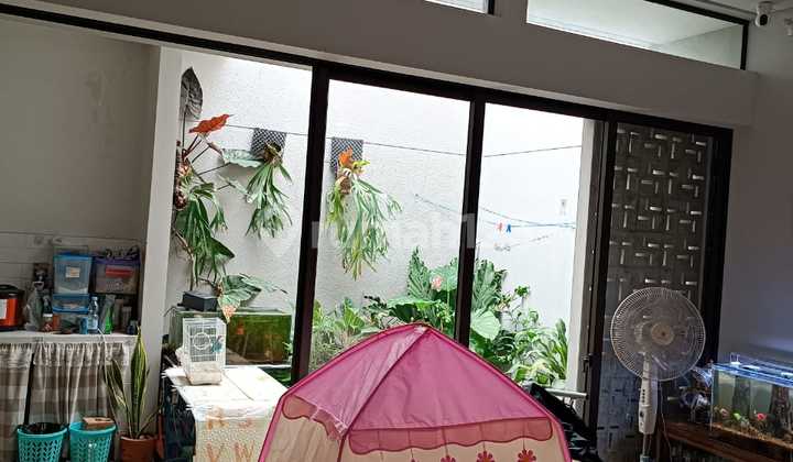 Dijual Rumah Cantik di Summarecon Bandung Cluster Flora 2