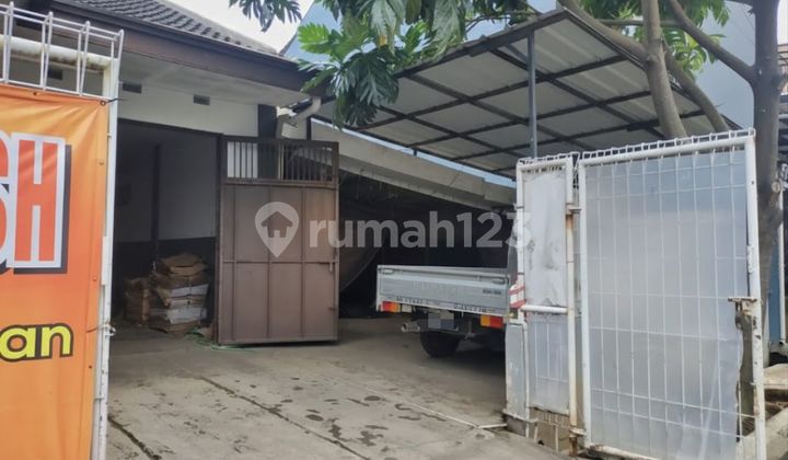 For Sale, Suitable for Business in Mata Endah House