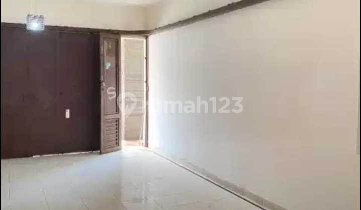For Rent Shop House on Jakarta Road Extension Suitable for Business or Office For Rent Shop House on Jakarta Road Extension Suitable for Business or Office