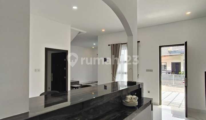 Di Sewakan Rumah Baru Setiabudi Regency Sangat Bagus