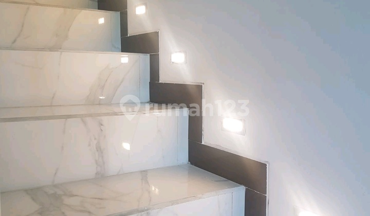 Disewakan Rumah Siap Huni Keputih 2