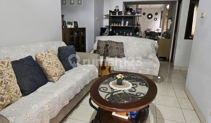 Dijual Murah di Grand Wisata Dekat Mall 2