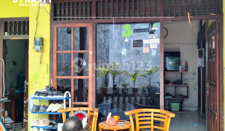 Strategic Rare House Lot in Padangsambian 2