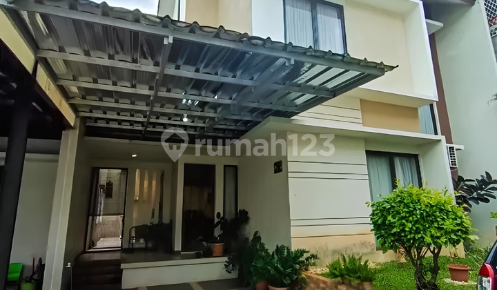 Rumah Townhouse Nyaman Dalam Komplek Cluster di Jagakarsa Rumah Townhouse Nyaman Dalam Komplek Cluster di Jagakarsa