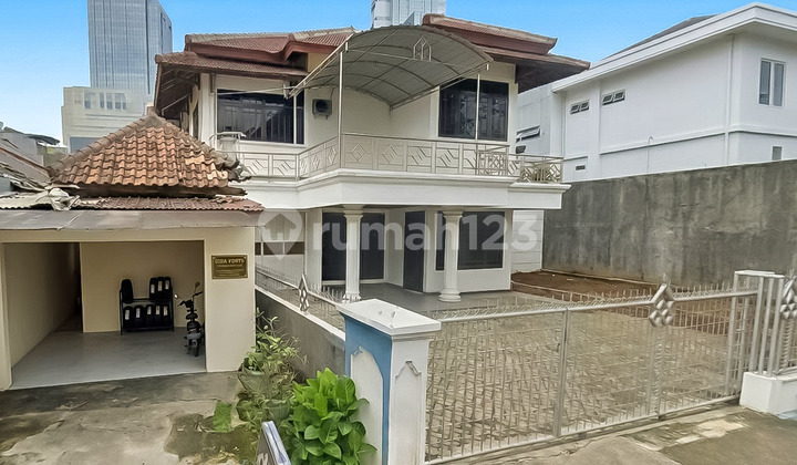 House for Business Office Warehouse in Enggal 2