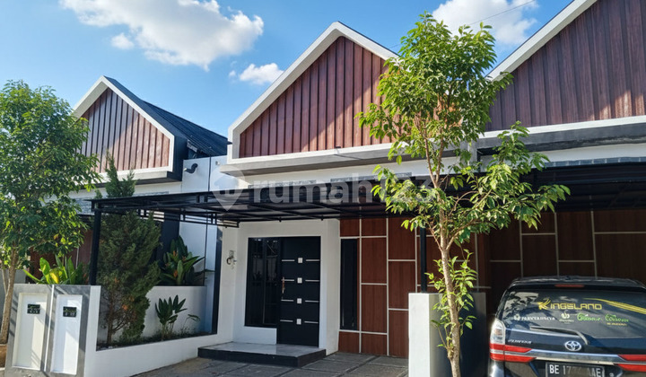 New Modern Minimalist House in Bandar Lampung New Modern Minimalist House in Bandar Lampung