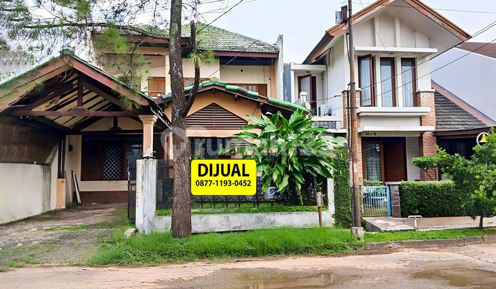 Cheap Second Hand House in a Cluster Complex in Cinere