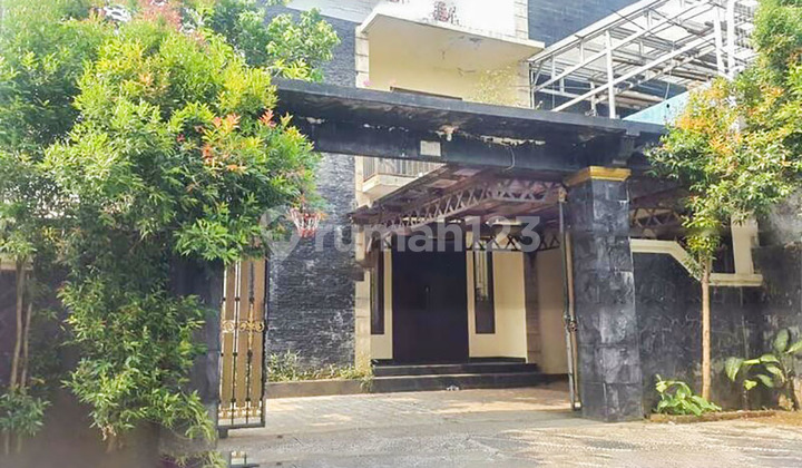 Rumah Lama Jual Murah Dibawah NJOP Lt 440 M2 Jagakarsa