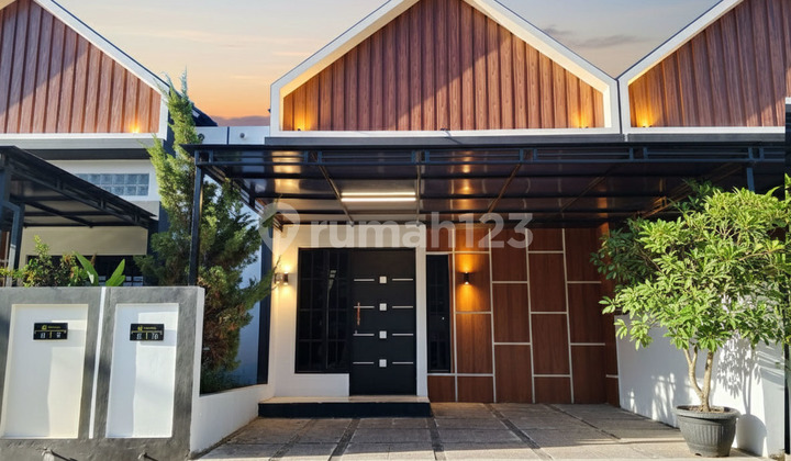 Rumah Minimalis Modern Dalam Komplek di Teluk Betung