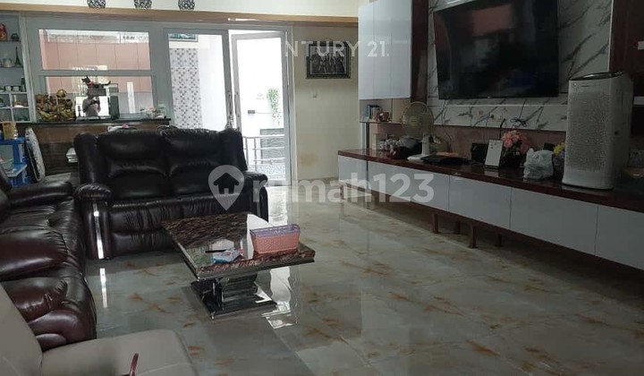 Rumah Tinggal di Komplek Perumahan Pegambiran Residence 2