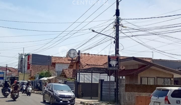 Strategic Location Shop House on Jl Juanda Kuningan 2