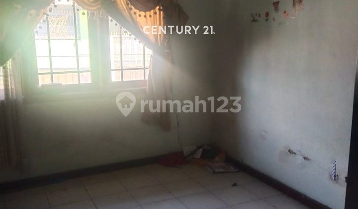 Rumah Tinggal di Jl Ciremai Giri Harjamukti 2