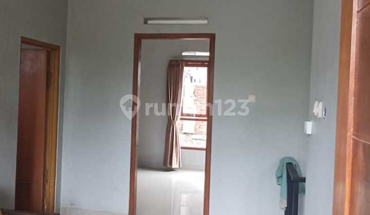 For Rent: Comfortable 2-Story House in Margamulya Regency Area For Rent: Comfortable 2-Story House in Margamulya Regency Area