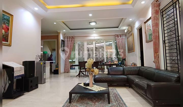 House in a Serene Complex with Wide Roads in Cipinang, East Jakarta 2