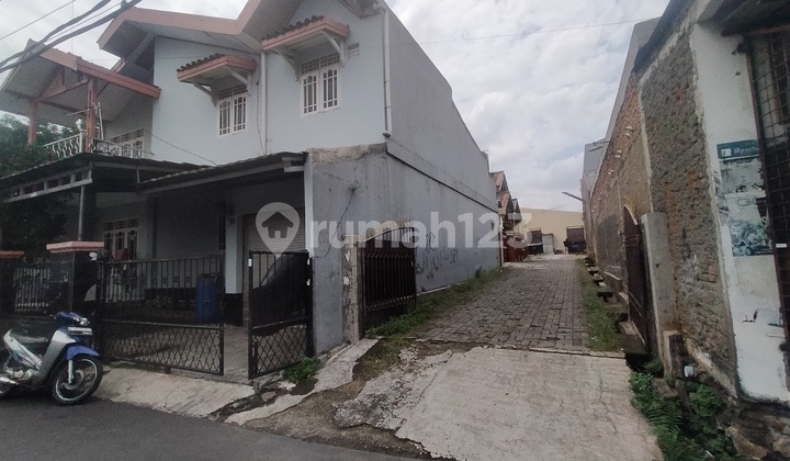 Rumah Second 2 Lantai Deket LRT Jaticempaka