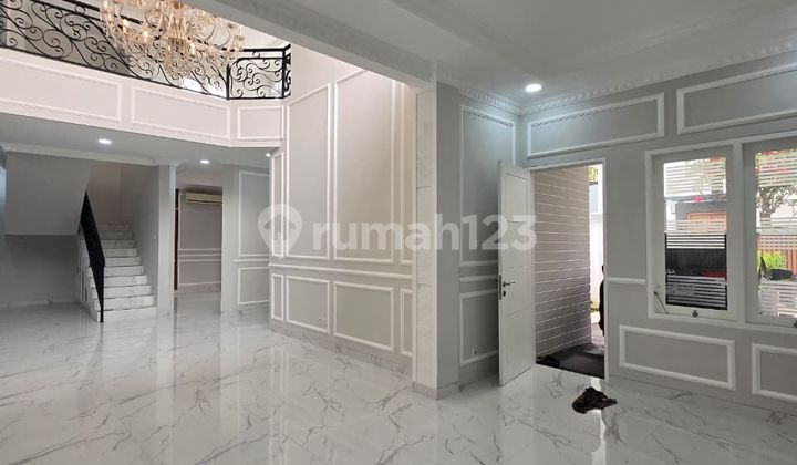 Rumah Mewah Tebet Akses Jln Lebar Dekat ke Pusat Perbelanjaan Tol 2